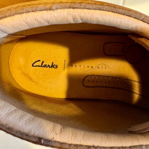 Clarks Tan Chukka Boots for Men - Picture 9 of 9